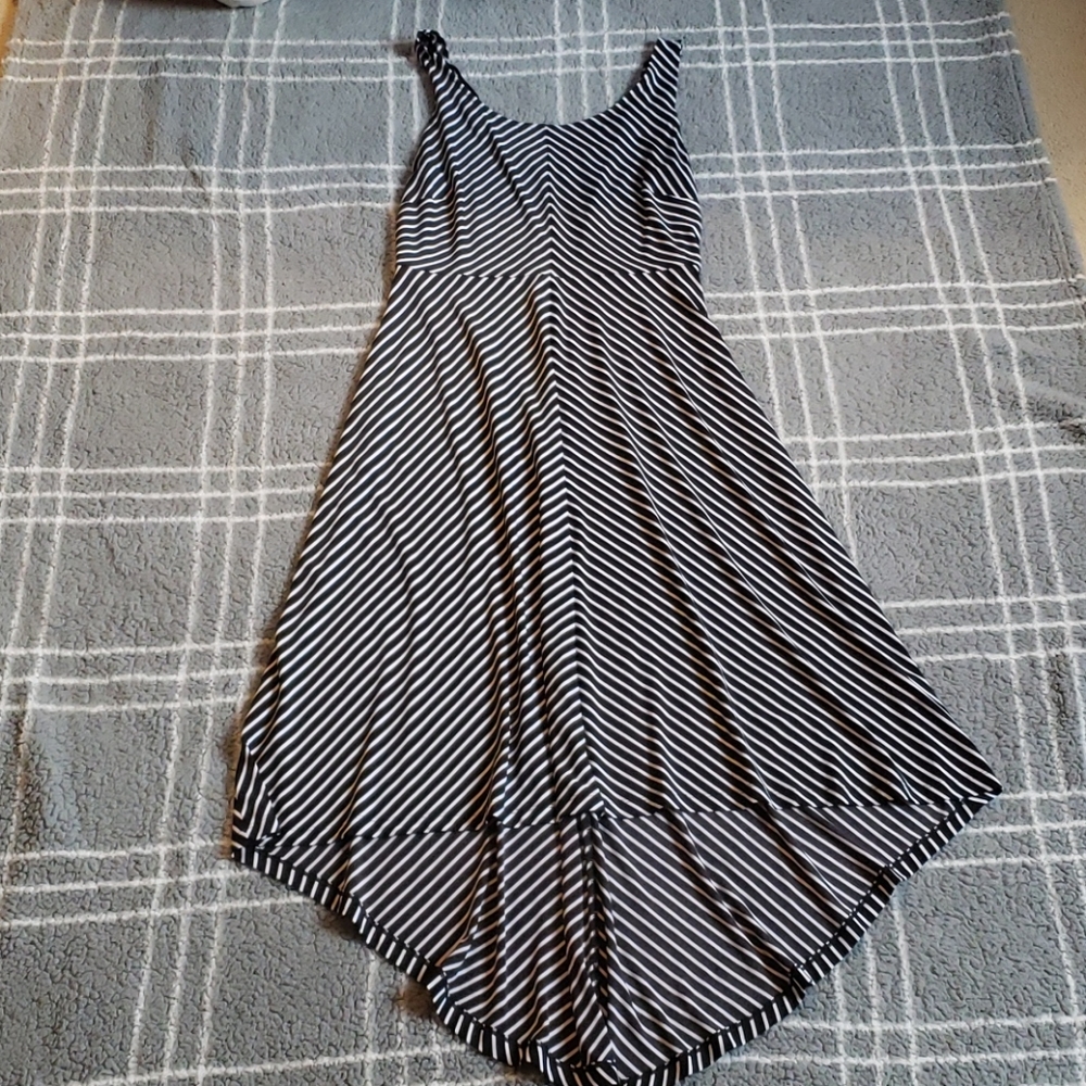 Black and White dress size 8